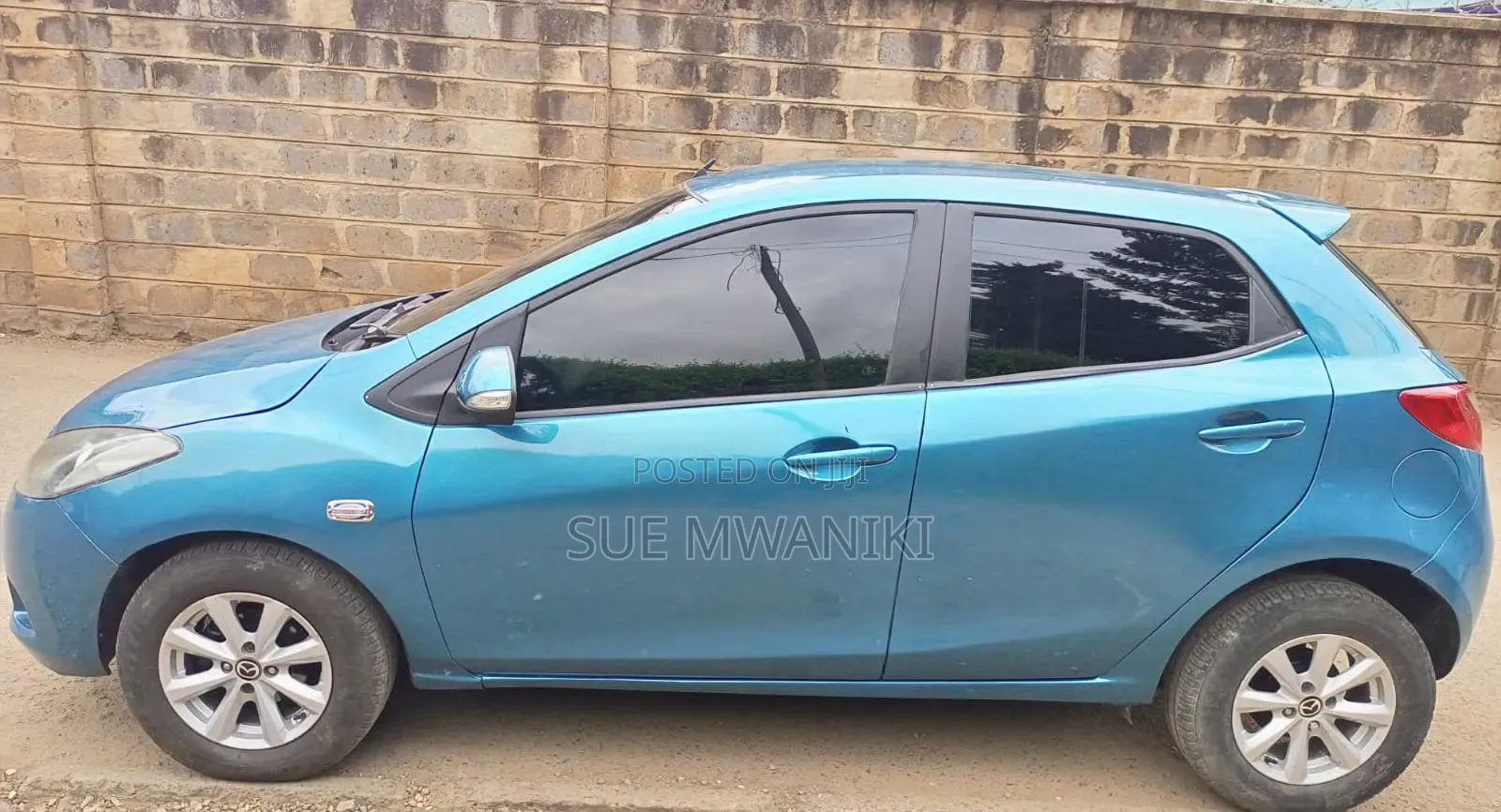 Mazda Demio 2011 Blue