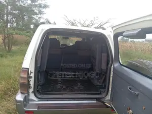 Toyota Land Cruiser Prado 2002 White