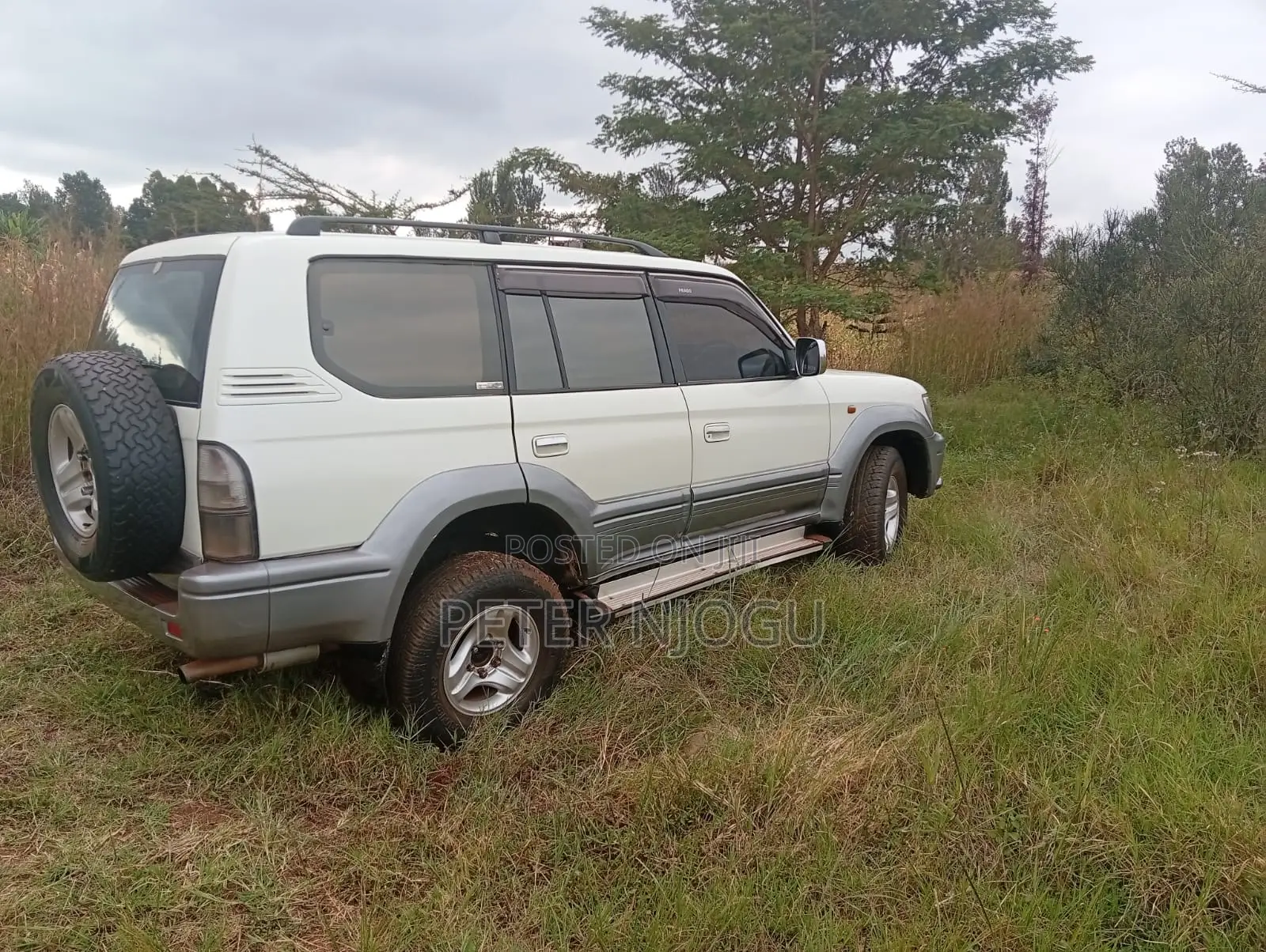 Toyota Land Cruiser Prado 2002 White