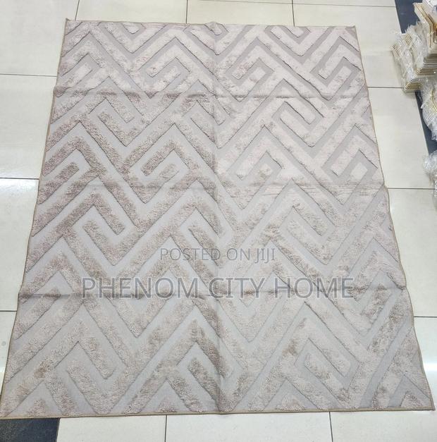 Plain Fancy Design Carpets
