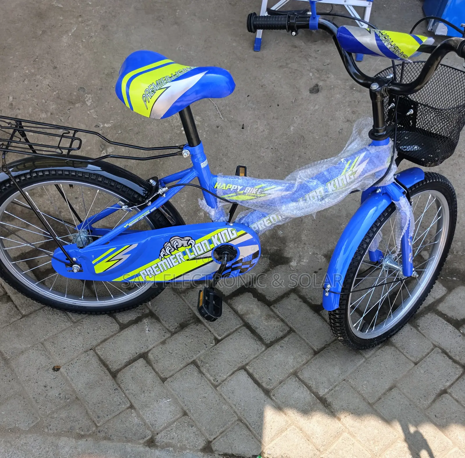 Premier Lion King Kids Bicycle Size 20