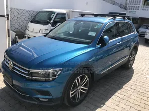 Volkswagen Tiguan 2018 Blue
