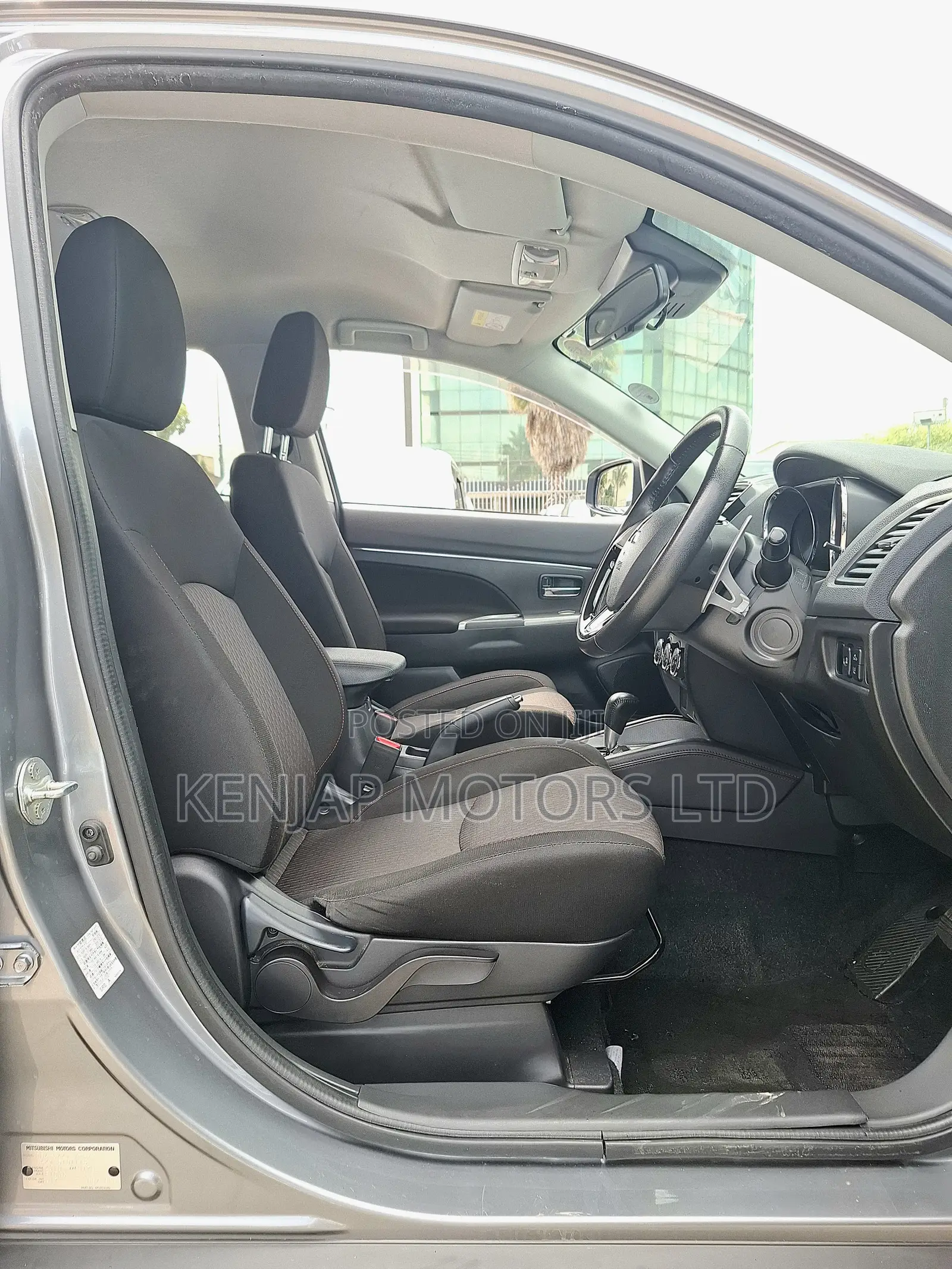 Mitsubishi RVR 2019 Gray