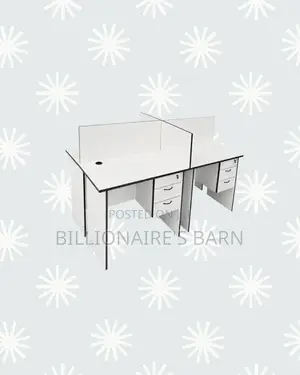 Practical 0.9m 4-Partition Wooden Bullpen Desk for Focused Team Tasks