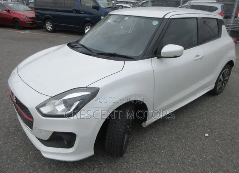 Suzuki Swift 2019 White
