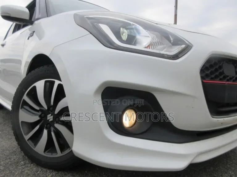 Suzuki Swift 2019 White
