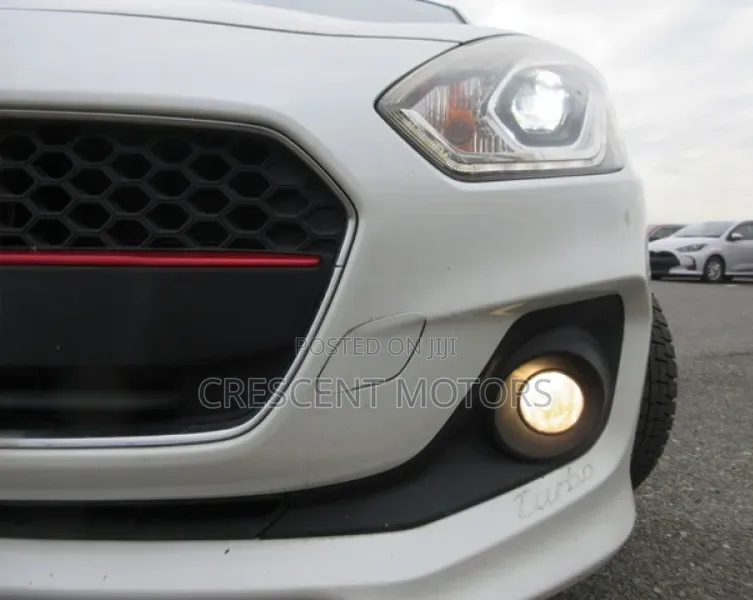 Suzuki Swift 2019 White