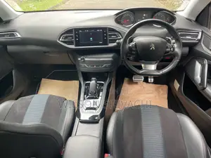 Peugeot 308 2019 Blue