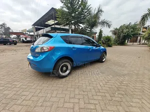 Mazda Axela 2012 Blue