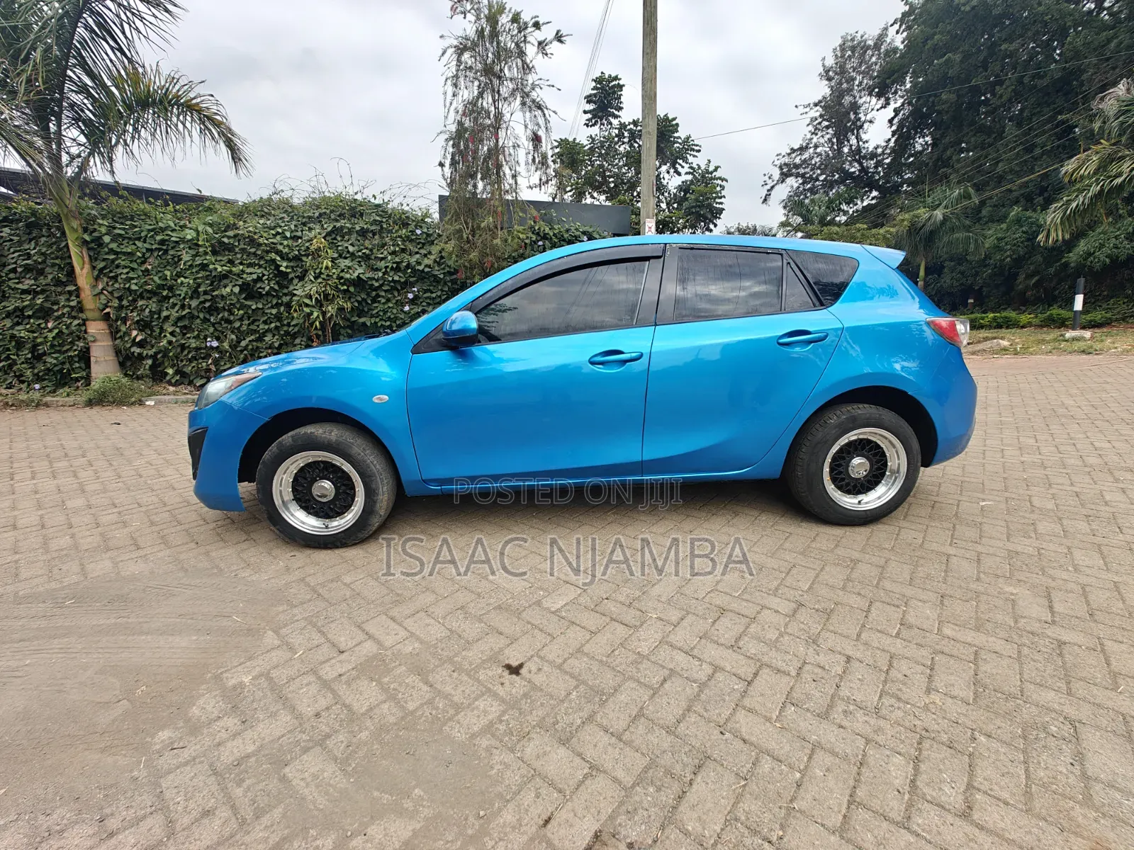 Mazda Axela 2012 Blue