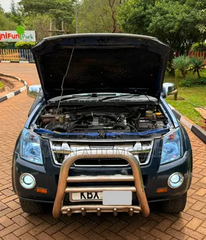 Isuzu D-MAX 2008 Blue