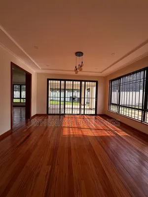 6bdrm Villa in Loresho for rent