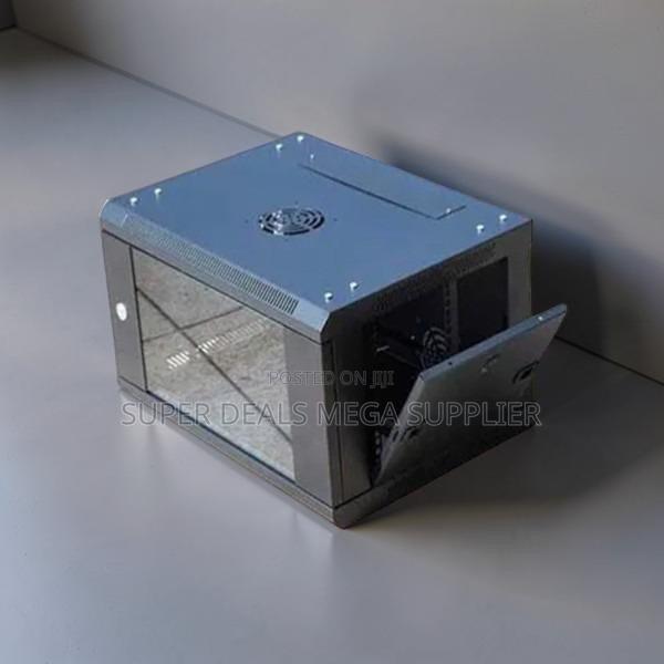 Premium Secure 9u Wall Mount Data Cabinet