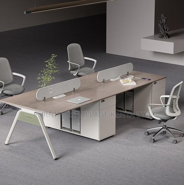 4-Way Collaborative Workstation Desk