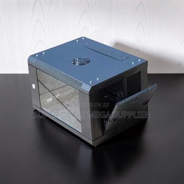 Reliable Welded Construction 9u Wall Mount Data Cabinet