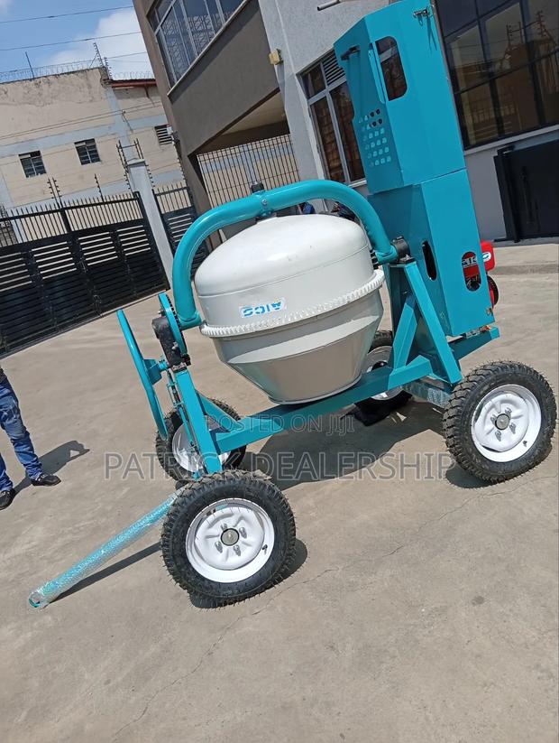 High Efficiency Concrete Mixer - thumbnail 2
