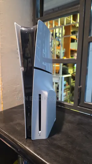 Playstation 5 Slim Used in Good Condition