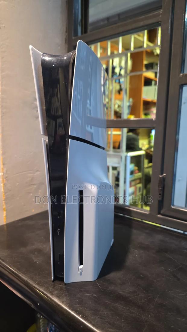 Playstation 5 Slim Used in Good Condition
