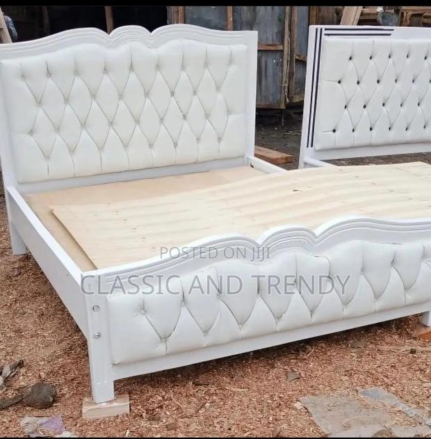 4x6 White Tufted Bed - thumbnail 2