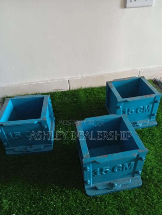 Cast Iron Concrete Cube Molds 15 Cm by 15cm - thumbnail 2