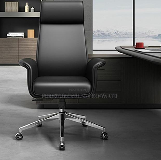 Executive Office Chair With Leather Upholstery - thumbnail 5