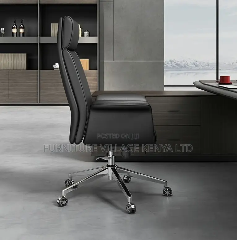 Executive Office Chair With Leather Upholstery