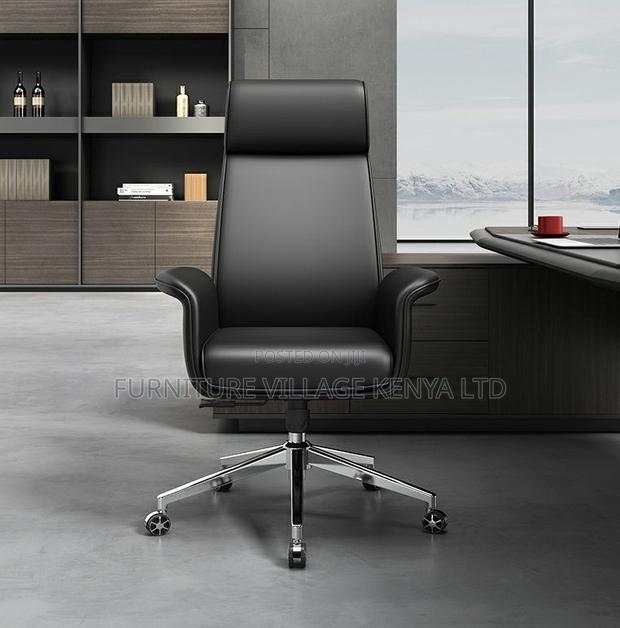 Executive Office Chair With Leather Upholstery - thumbnail 8