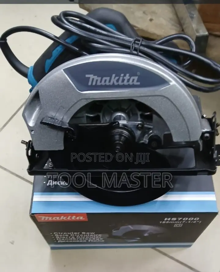 7-Inch Makita Circular Saw