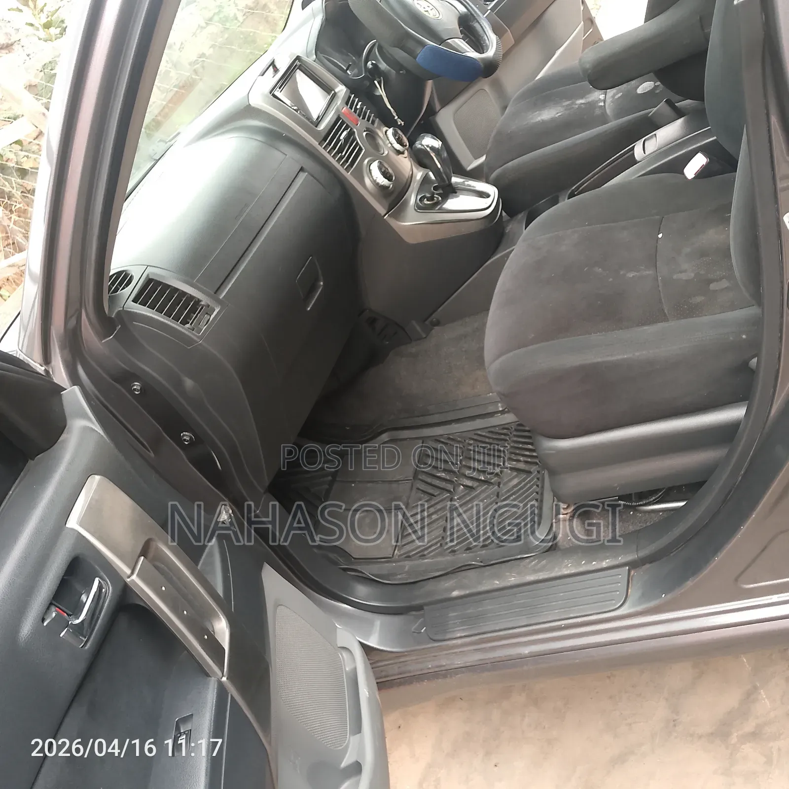 Toyota Rush 1.5 RWD 2010 Gray
