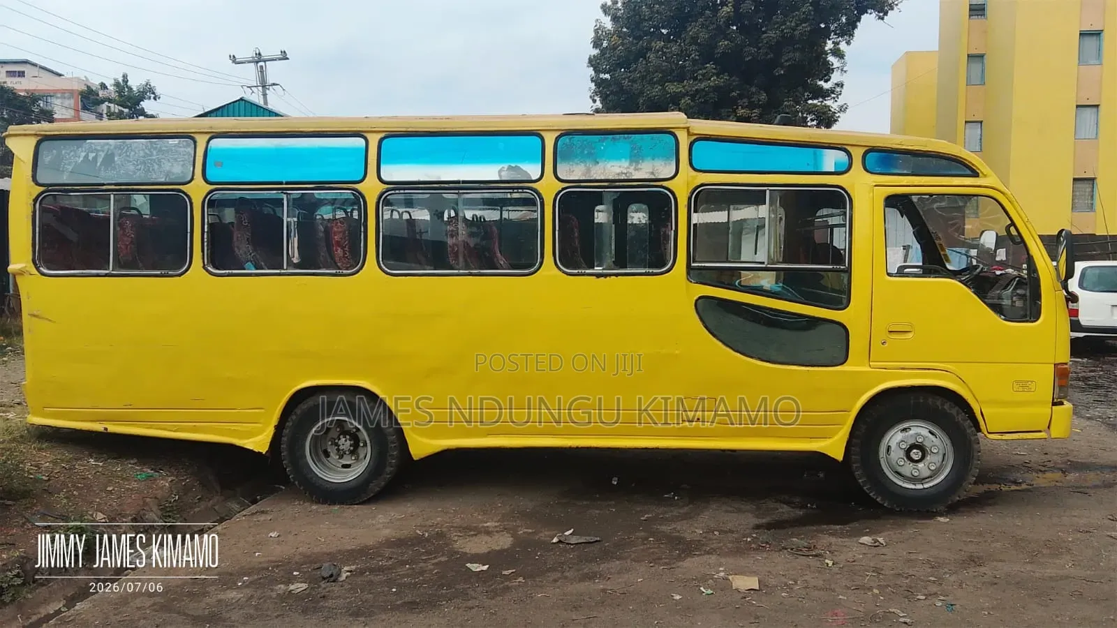 Isuzu NQR 2005 Yellow