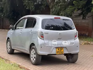 Toyota Pixis 2017 Silver