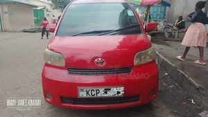 Toyota Porte 2011 Red