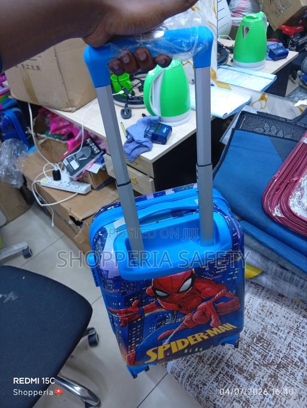 Cartoon Themed Kid's Suitcases - main view