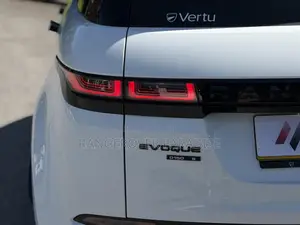 Land Rover Range Rover Evoque SE 4x4 5-Door 2019 White
