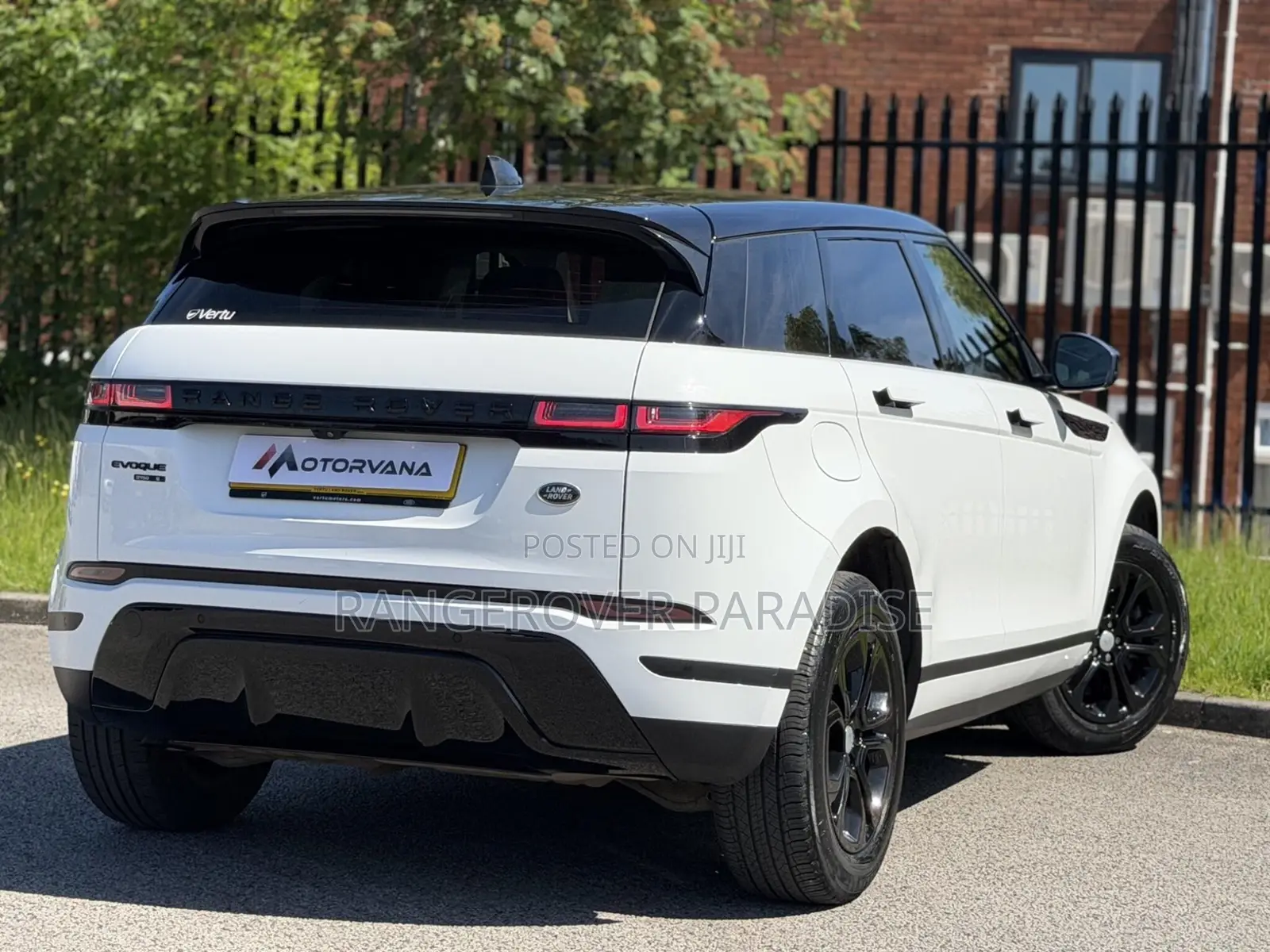Land Rover Range Rover Evoque SE 4x4 5-Door 2019 White