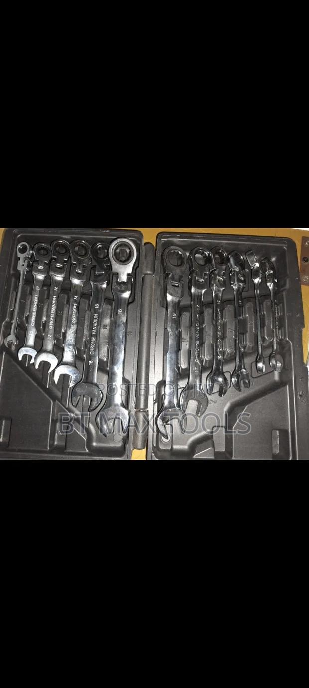 12 Piece Flex- Head Racheting Wrench Set