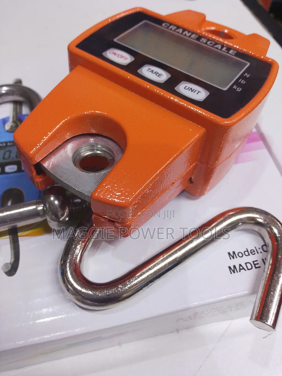 New Approved and Durable 300kg White Hanging Weighing Scale