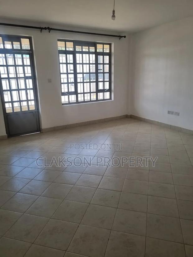 2bdrm House in Zambezi for rent - thumbnail 2
