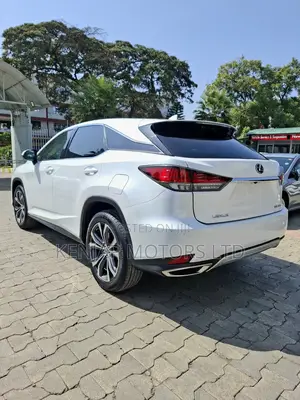 Lexus RX 300 2WD 2020 Pearl