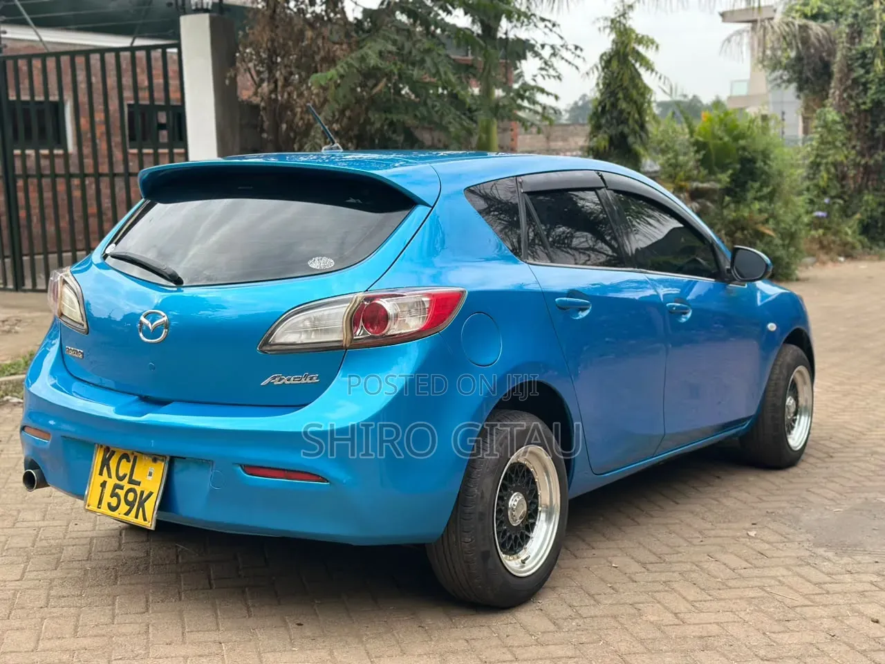 Mazda Axela 2010 Blue