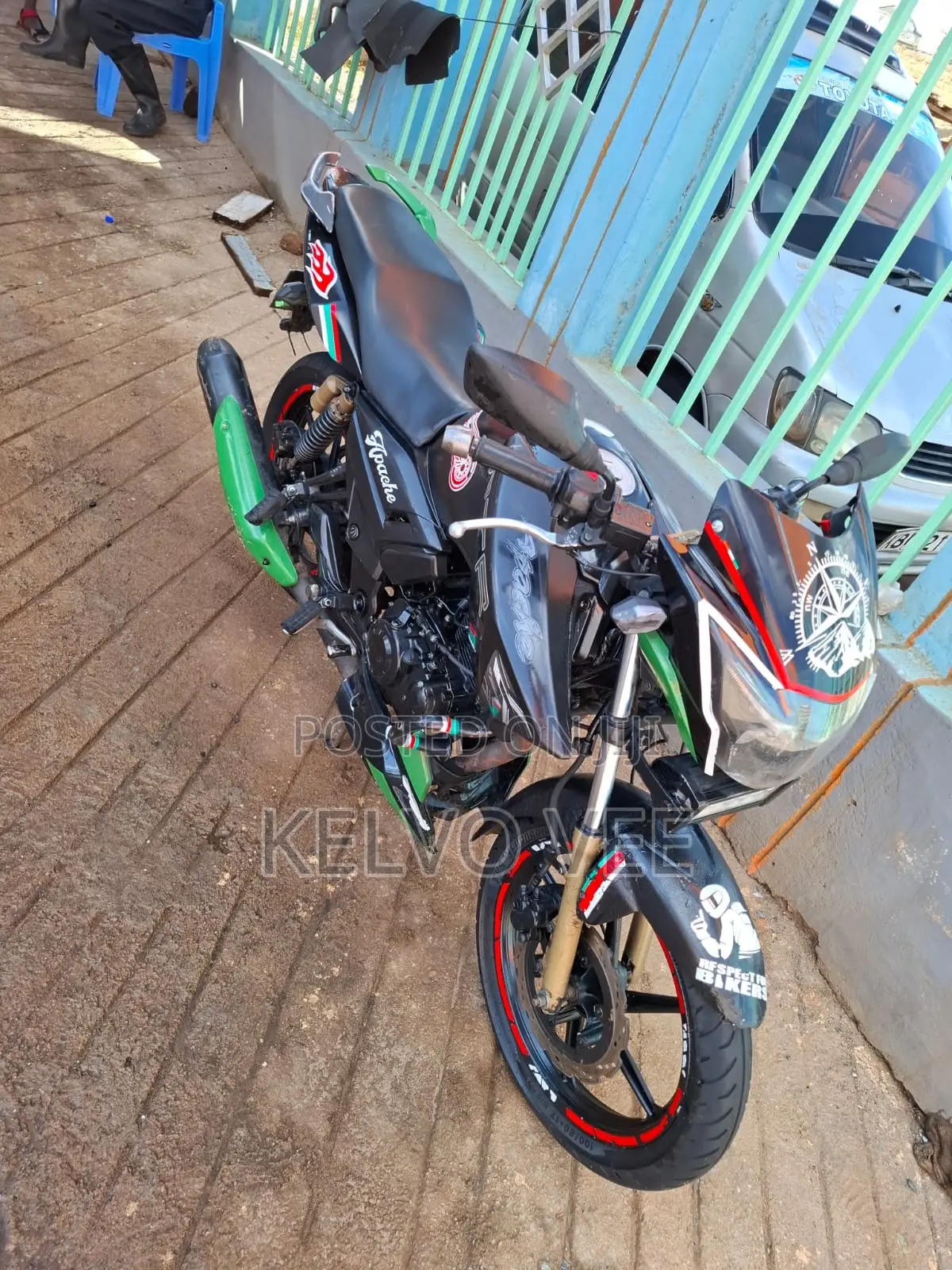 TVS Apache 180 RTR 2019 Black