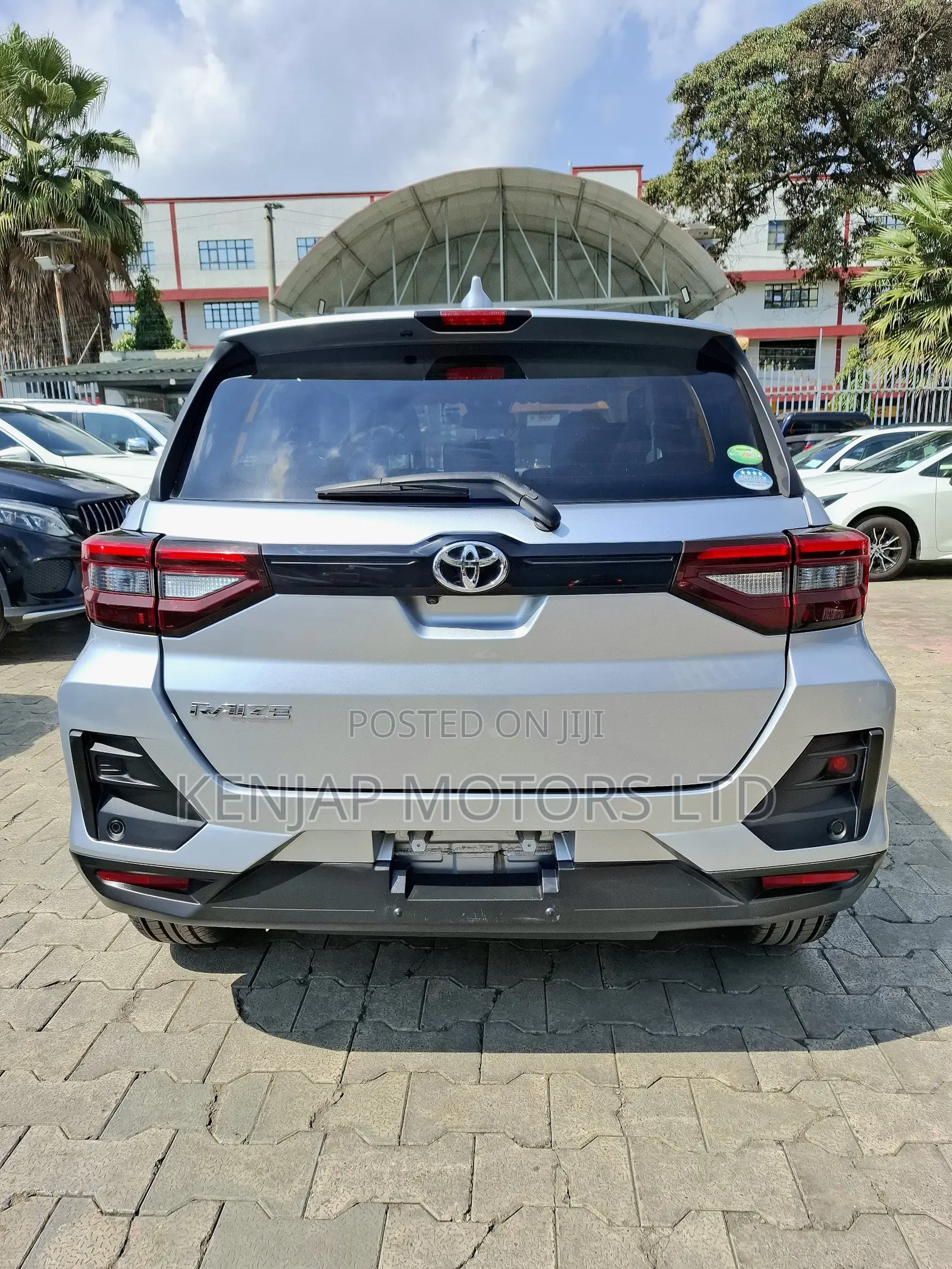 Toyota Raize 1.0 FWD 2020 Silver