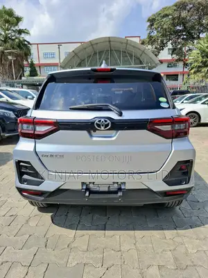 Toyota Raize 1.0 FWD 2020 Silver