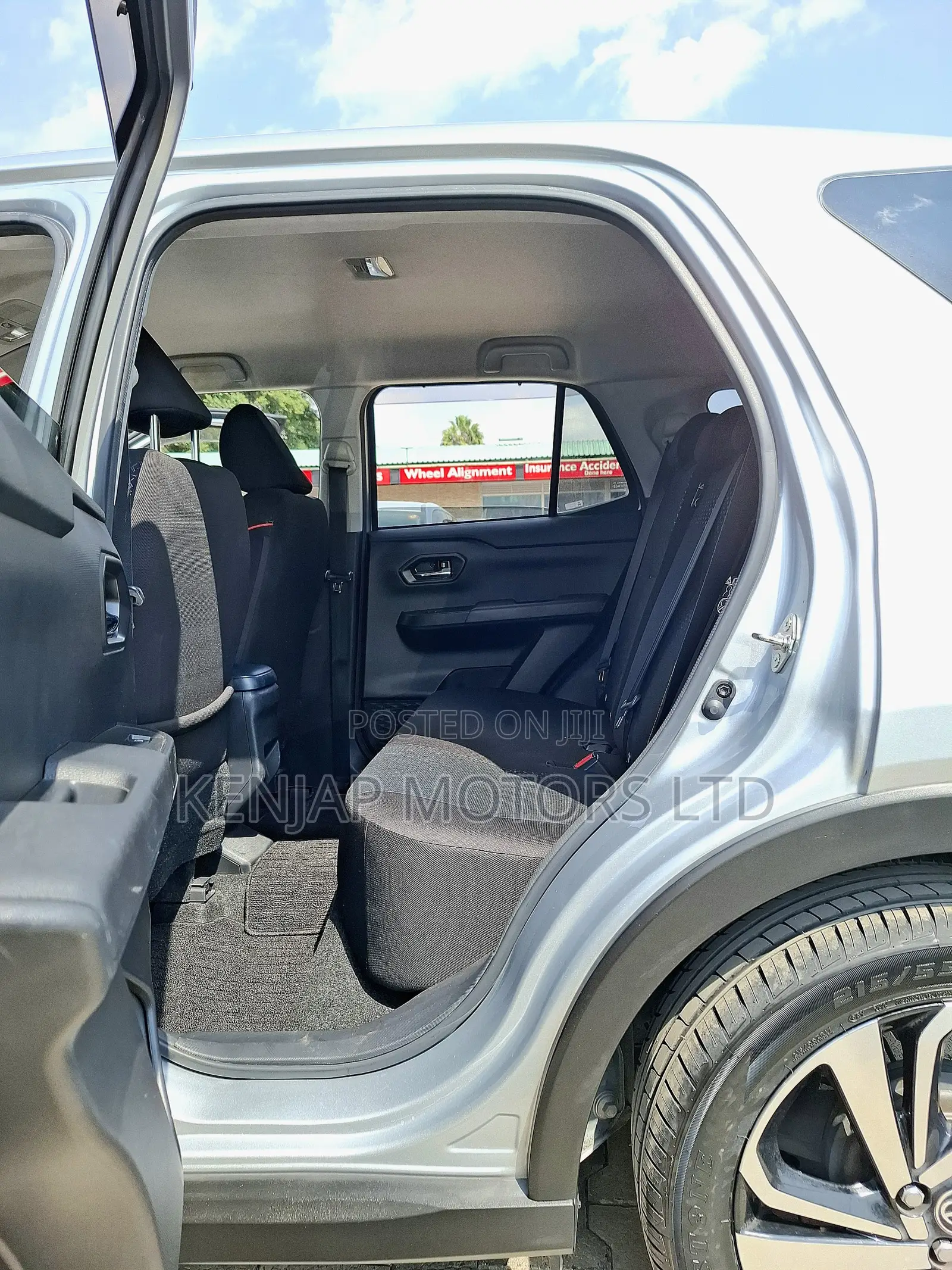 Toyota Raize 1.0 FWD 2020 Silver