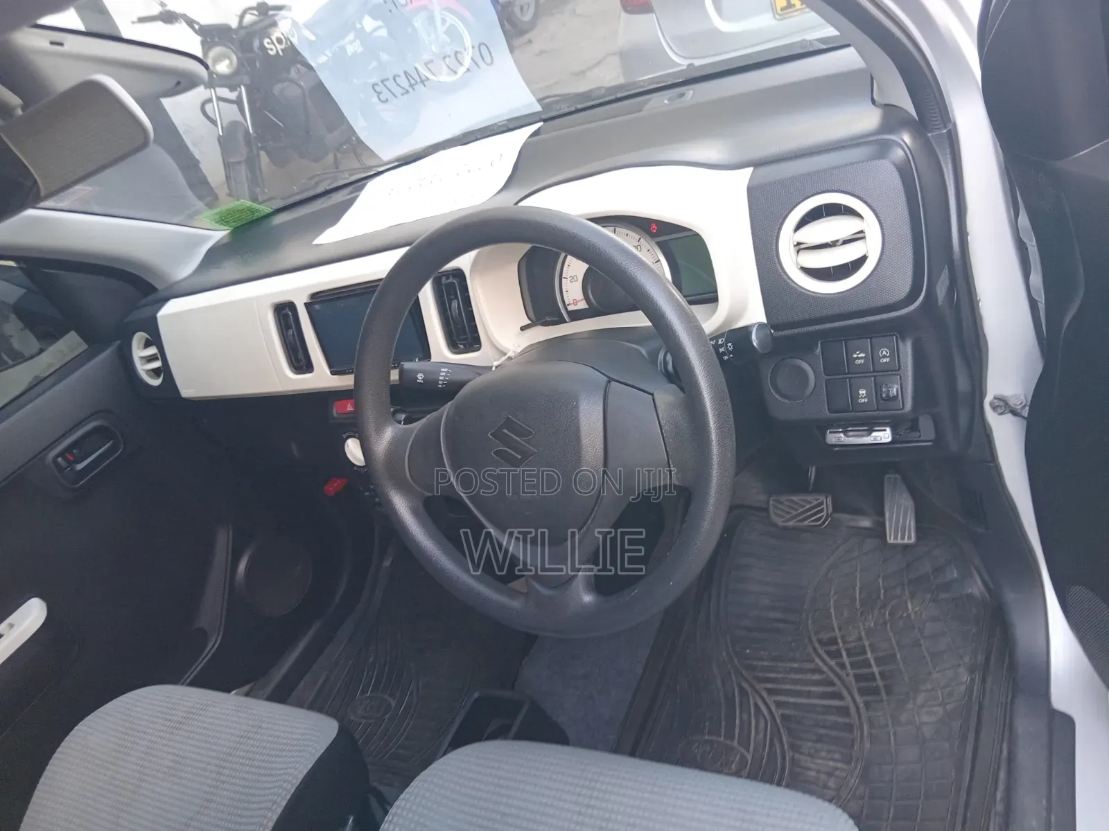 Suzuki Alto 2017 Silver