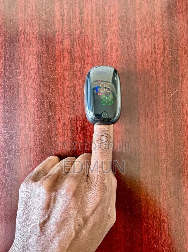 Finger Oximeter - thumbnail 2