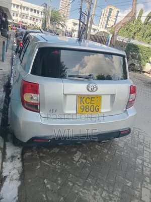 Toyota IST 2008 Silver
