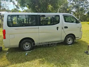 Nissan Caravan 2016 Silver