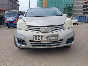 Nissan Note 1.6 Petrol 2011 Silver