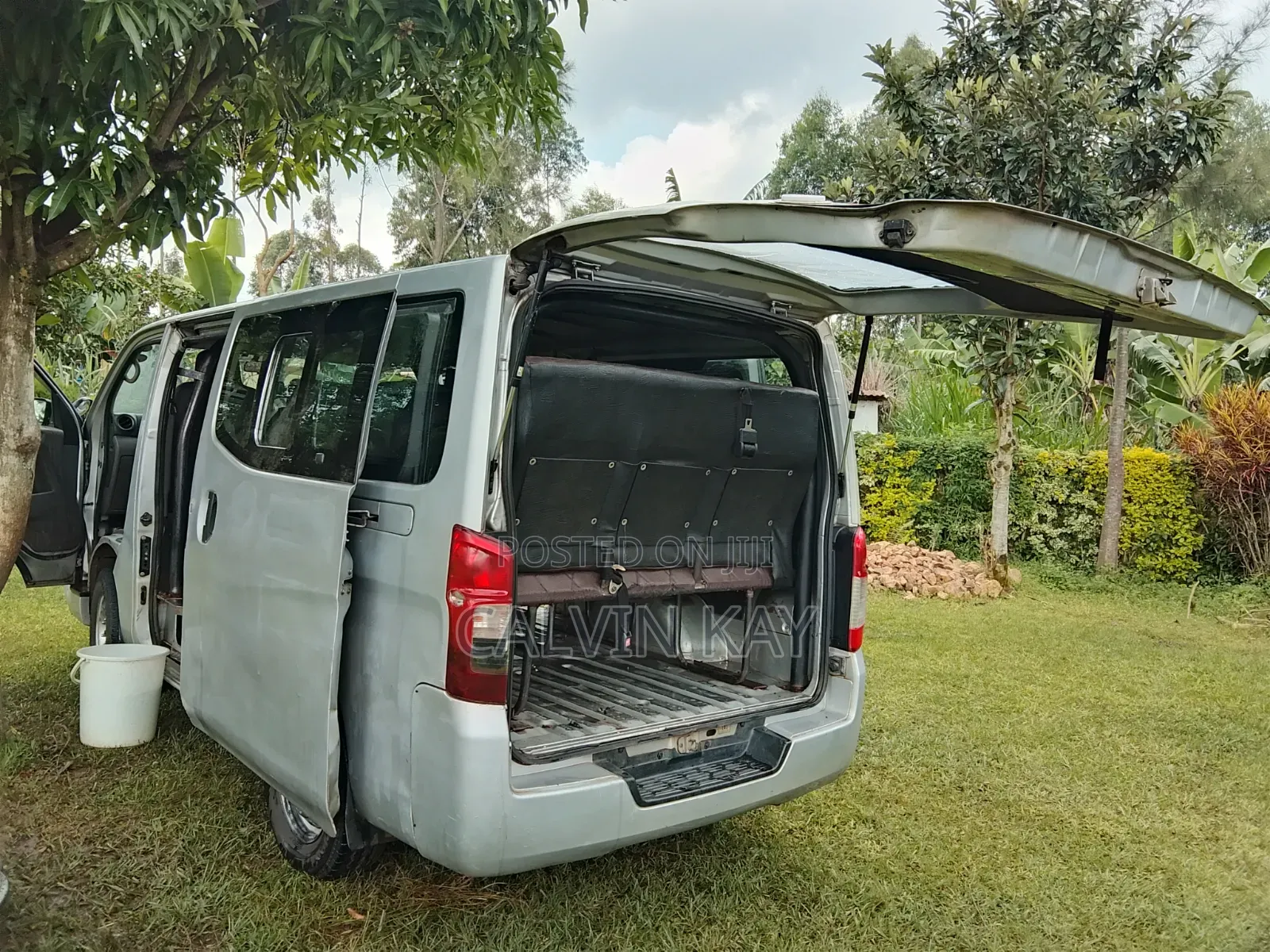 Nissan Caravan 2016 Silver